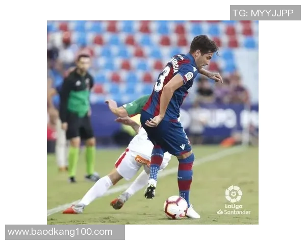 南京网球队以66分领跑世界锦标赛积分榜展现强大实力