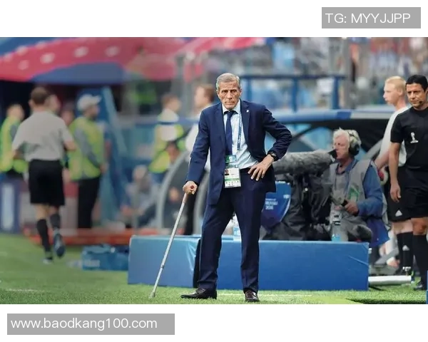 新冠疫情夺走足球明星生命引发全球哀悼与反思